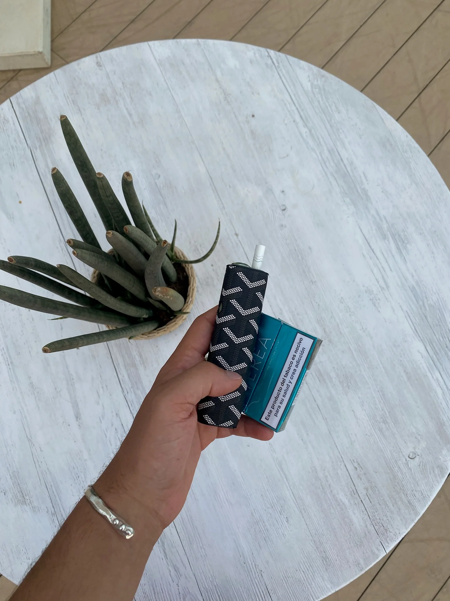 Luvia One Czarny Case