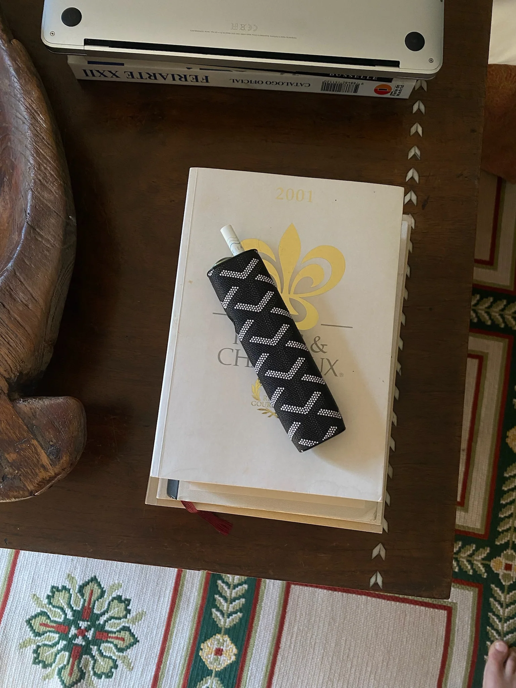 Luvia One Czarny Case